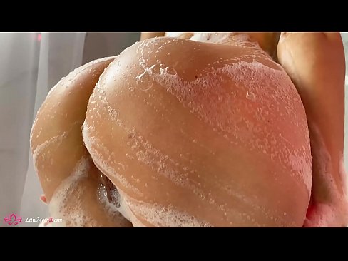 ❤️ Brunette pussy bibragailuarekin masturbatzen du dutxan orgasmo bizia lortzeko ❤️❌ Kalitatezko pornoa gurean eu.tubsexercom.ru ❌️❤